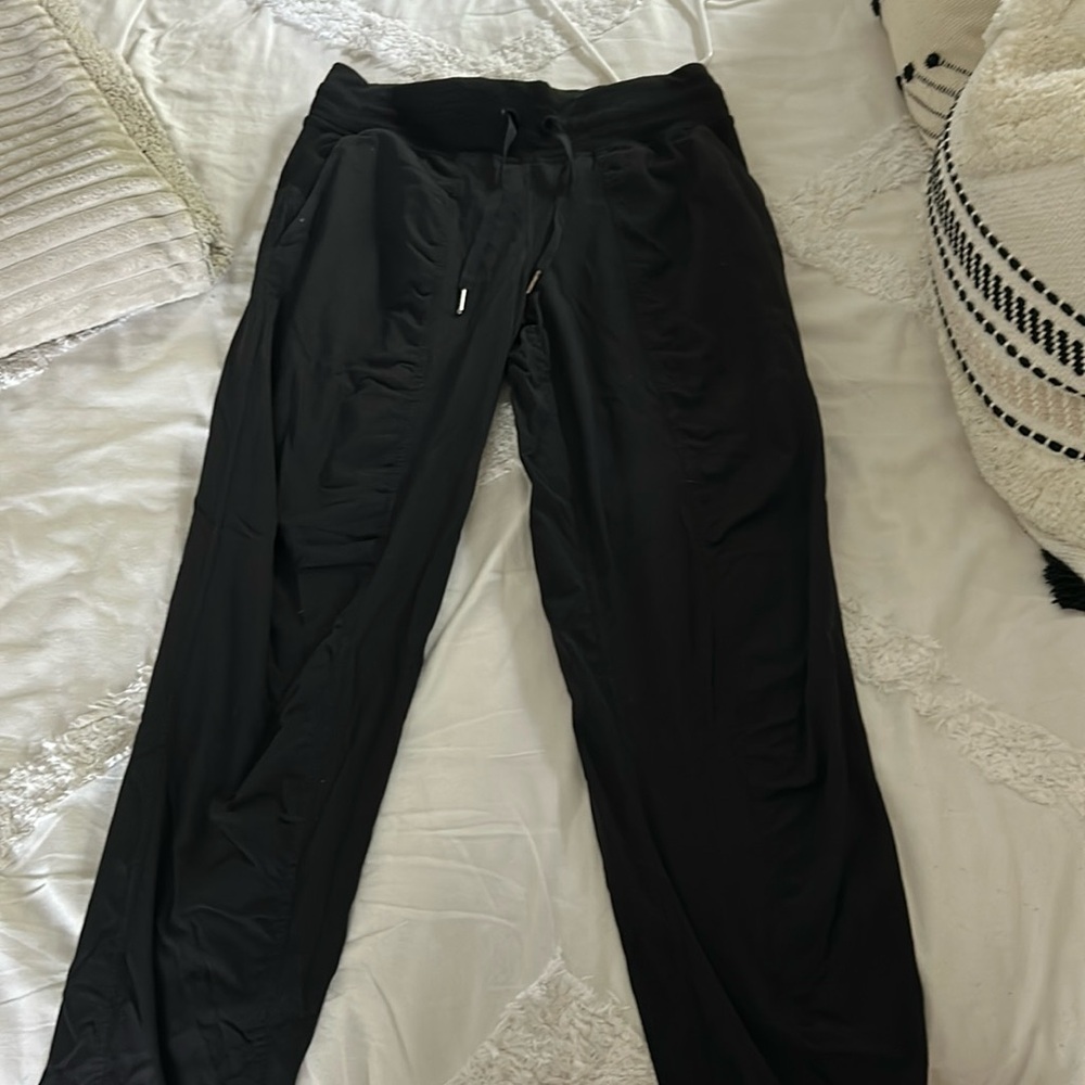 Lululemon dance studios joggers
